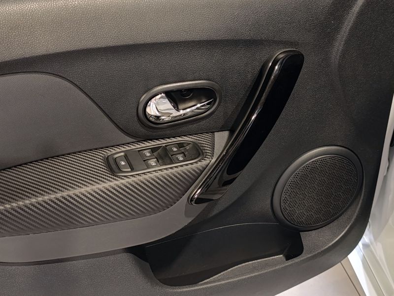 Renault Sandero Rs20 2019/2020 SIM VEÍCULOS PORTO ALEGRE / Carros no Vale