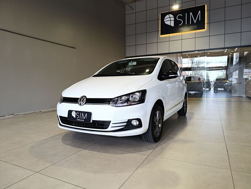 Volkswagen Fox Connect 1.6 Mb 2021/2022 SIM VEÍCULOS PORTO ALEGRE / Carros no Vale