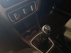 Volkswagen Fox Connect 1.6 Mb 2021/2022 SIM VEÍCULOS PORTO ALEGRE / Carros no Vale