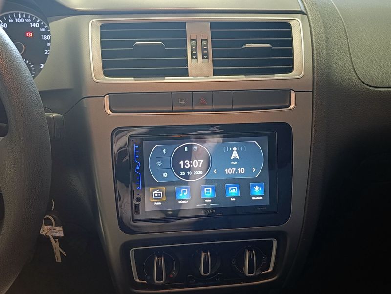 Volkswagen Fox Connect 1.6 Mb 2021/2022 SIM VEÍCULOS PORTO ALEGRE / Carros no Vale