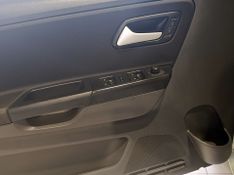 Volkswagen Fox Connect 1.6 Mb 2021/2022 SIM VEÍCULOS PORTO ALEGRE / Carros no Vale
