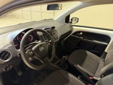 Volkswagen Up 1.0 Mpi Total 2019/2020 SIM VEÍCULOS PORTO ALEGRE / Carros no Vale