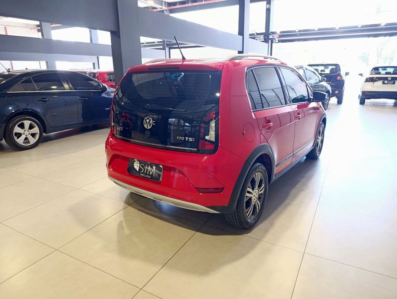 Volkswagen Up Cross Mdv 2017/2018 SIM VEÍCULOS PORTO ALEGRE / Carros no Vale