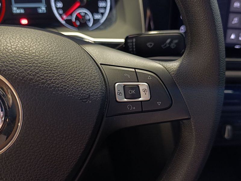 Volkswagen Virtus Comfort 200 Tsi 1.0 12v 2021/2022 SIM VEÍCULOS PORTO ALEGRE / Carros no Vale