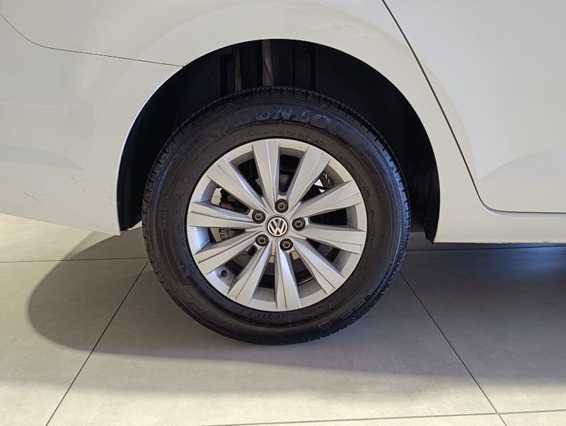 Volkswagen Virtus Comfort 200 Tsi 1.0 12v 2021/2022 SIM VEÍCULOS PORTO ALEGRE / Carros no Vale