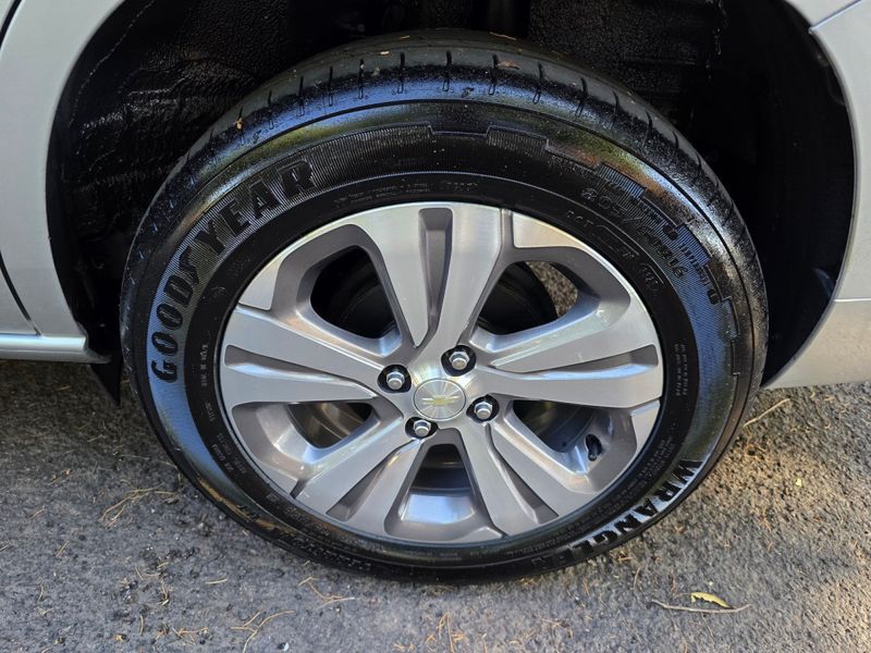 CHEVROLET SPIN PREMIER 1.8 8V Econo 2022/2023 AUTO NÍVEL VEÍCULOS SANTA CRUZ DO SUL / Carros no Vale