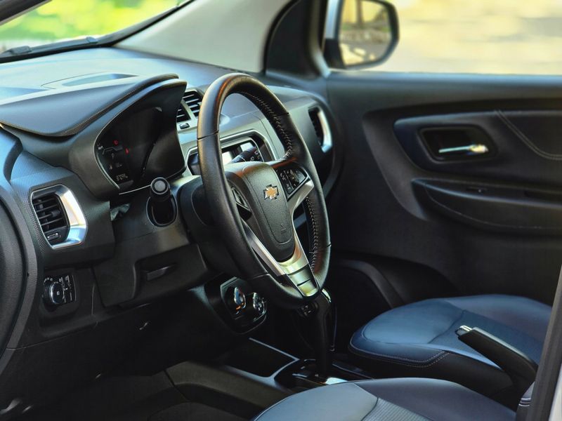 CHEVROLET SPIN PREMIER 1.8 8V Econo 2022/2023 AUTO NÍVEL VEÍCULOS SANTA CRUZ DO SUL / Carros no Vale