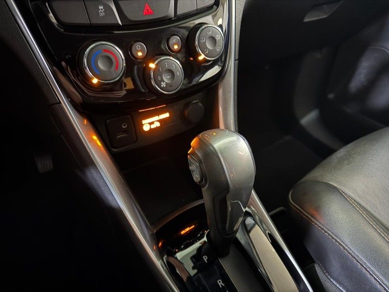 CHEVROLET TRACKER 1.4 16V PREMIER TURBO 2018/2019 SUL SERRA MOTORS CAXIAS DO SUL / Carros no Vale