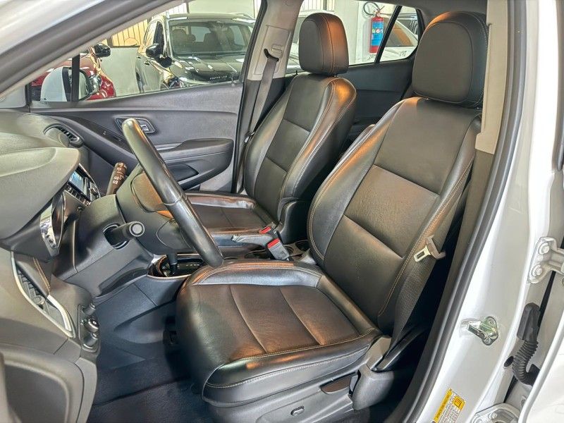 CHEVROLET TRACKER 1.4 16V PREMIER TURBO 2018/2019 SUL SERRA MOTORS CAXIAS DO SUL / Carros no Vale
