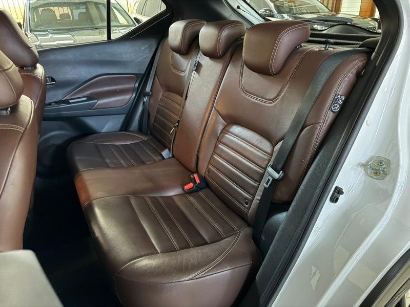 NISSAN KICKS 1.6 16V SL PACK PLUS XTRONIC 2017/2018 SUL SERRA MOTORS CAXIAS DO SUL / Carros no Vale
