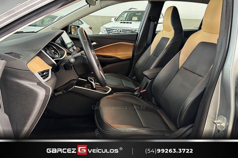 CHEVROLET ONIX 1.0PREMIER II 12V TURBO 2023/2024 GARCEZ VEÍCULOS BENTO GONÇALVES / Carros no Vale