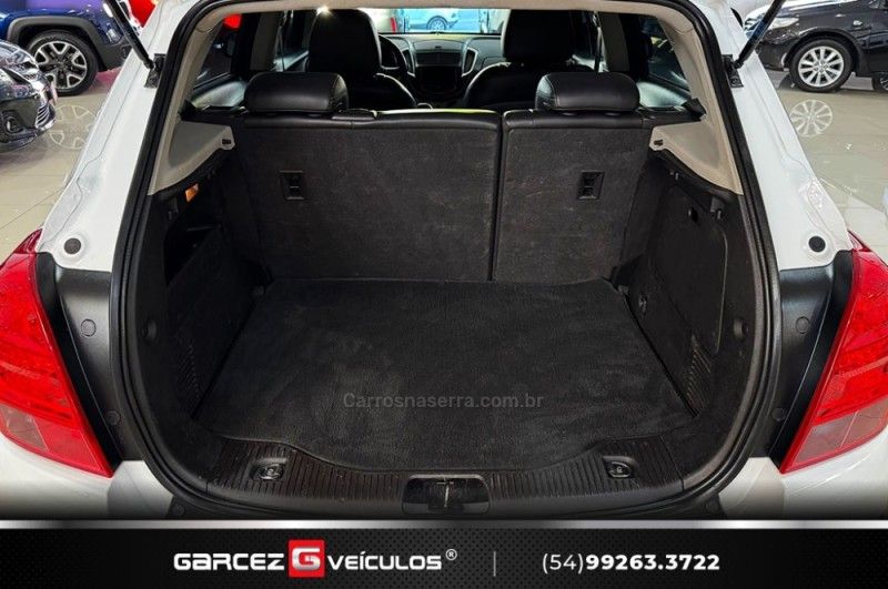CHEVROLET TRACKER 1.8 MPFI LTZ 4X2 16V 2013/2014 GARCEZ VEÍCULOS BENTO GONÇALVES / Carros no Vale