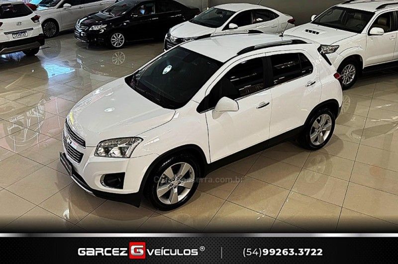 CHEVROLET TRACKER 1.8 MPFI LTZ 4X2 16V 2013/2014 GARCEZ VEÍCULOS BENTO GONÇALVES / Carros no Vale