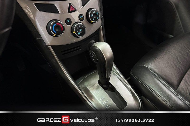 CHEVROLET TRACKER 1.8 MPFI LTZ 4X2 16V 2013/2014 GARCEZ VEÍCULOS BENTO GONÇALVES / Carros no Vale