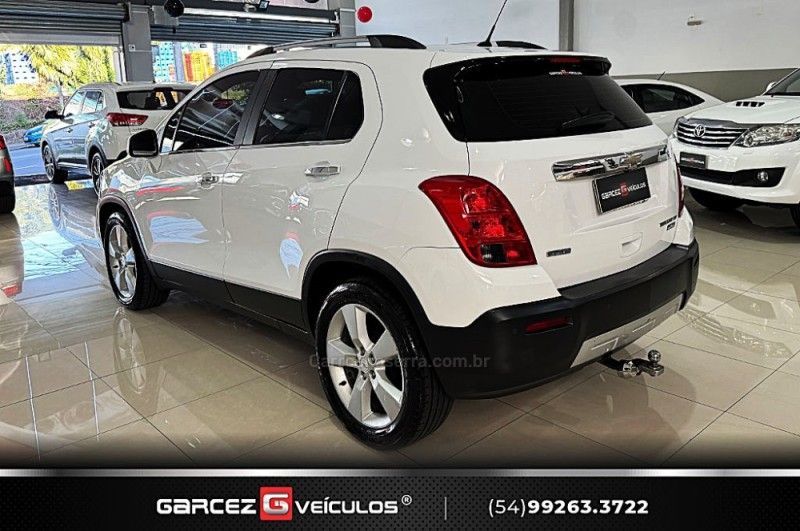 CHEVROLET TRACKER 1.8 MPFI LTZ 4X2 16V 2013/2014 GARCEZ VEÍCULOS BENTO GONÇALVES / Carros no Vale