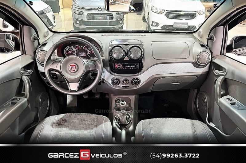 FIAT PALIO 1.0 MPI ATTRACTIVE 8V 2016/2016 GARCEZ VEÍCULOS BENTO GONÇALVES / Carros no Vale FIAT PALIO 1.0 MPI ATTRACTIVE 8V 2016/2016 GARCEZ VEÍCULOS BENTO GONÇALVES / Carros no Vale