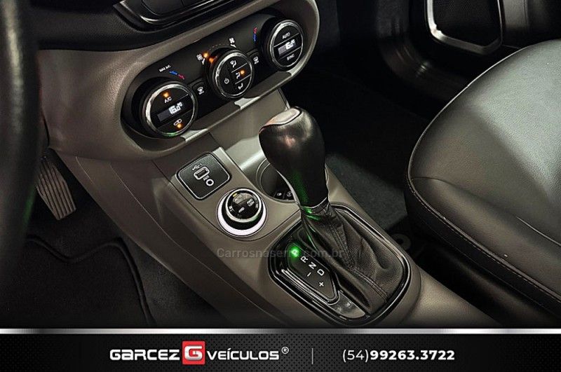 FIAT TORO 2.0 16V TURBO VOLCANO AT9 4X4 2020/2021 GARCEZ VEÍCULOS BENTO GONÇALVES / Carros no Vale