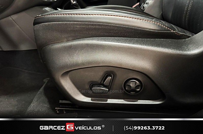 FIAT TORO 2.0 16V TURBO VOLCANO AT9 4X4 2020/2021 GARCEZ VEÍCULOS BENTO GONÇALVES / Carros no Vale