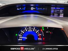 HONDA CIVIC 2.0 LXR 16V 2013/2014 GARCEZ VEÍCULOS BENTO GONÇALVES / Carros no Vale