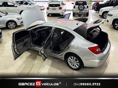 HONDA CIVIC 2.0 LXR 16V 2013/2014 GARCEZ VEÍCULOS BENTO GONÇALVES / Carros no Vale