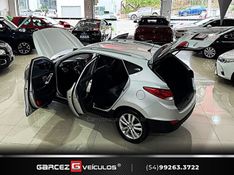 HYUNDAI IX35 2.0 MPI 4X2 16V 2010/2011 GARCEZ VEÍCULOS BENTO GONÇALVES / Carros no Vale