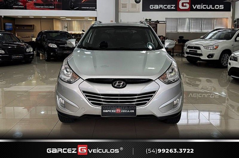 HYUNDAI IX35 2.0 MPI 4X2 16V 2010/2011 GARCEZ VEÍCULOS BENTO GONÇALVES / Carros no Vale HYUNDAI IX35 2.0 MPI 4X2 16V 2010/2011 GARCEZ VEÍCULOS BENTO GONÇALVES / Carros no Vale