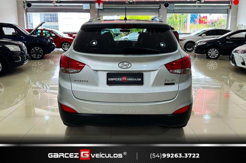 HYUNDAI IX35 2.0 MPI 4X2 16V 2010/2011 GARCEZ VEÍCULOS BENTO GONÇALVES / Carros no Vale HYUNDAI IX35 2.0 MPI 4X2 16V 2010/2011 GARCEZ VEÍCULOS BENTO GONÇALVES / Carros no Vale