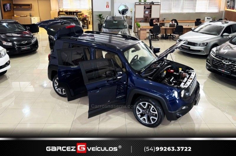 JEEP RENEGADE 1.8 16V LONGITUDE 2021/2021 GARCEZ VEÍCULOS BENTO GONÇALVES / Carros no Vale