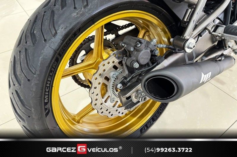 KAWASAKI VERSYS 1000 ABS 2012/2013 GARCEZ VEÍCULOS BENTO GONÇALVES / Carros no Vale