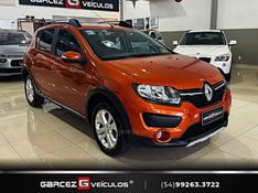 RENAULT SANDERO 1.6 STEPWAY 8V 2015/2016 GARCEZ VEÍCULOS BENTO GONÇALVES / Carros no Vale