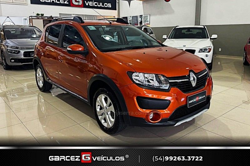 RENAULT SANDERO 1.6 STEPWAY 8V 2015/2016 GARCEZ VEÍCULOS BENTO GONÇALVES / Carros no Vale RENAULT SANDERO 1.6 STEPWAY 8V 2015/2016 GARCEZ VEÍCULOS BENTO GONÇALVES / Carros no Vale