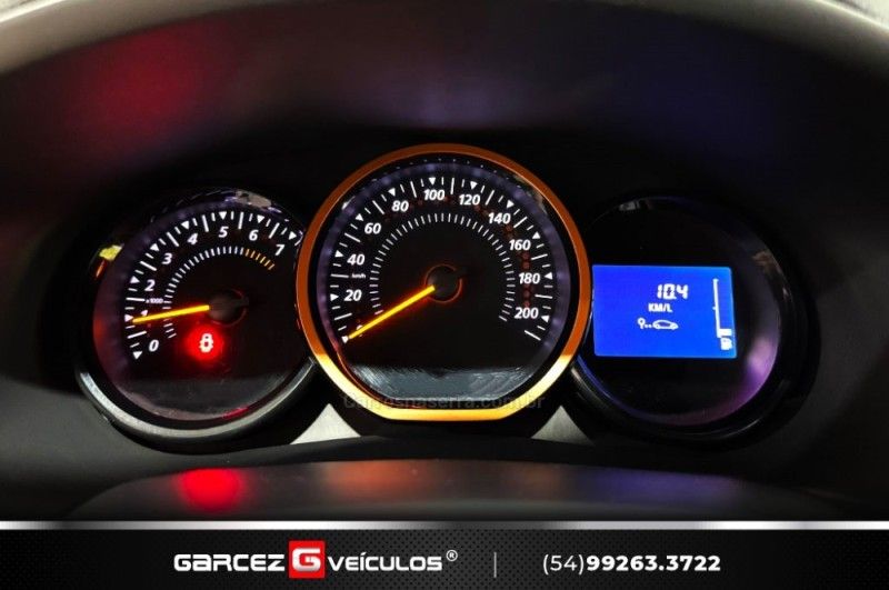 RENAULT SANDERO 1.6 STEPWAY 8V 2015/2016 GARCEZ VEÍCULOS BENTO GONÇALVES / Carros no Vale RENAULT SANDERO 1.6 STEPWAY 8V 2015/2016 GARCEZ VEÍCULOS BENTO GONÇALVES / Carros no Vale