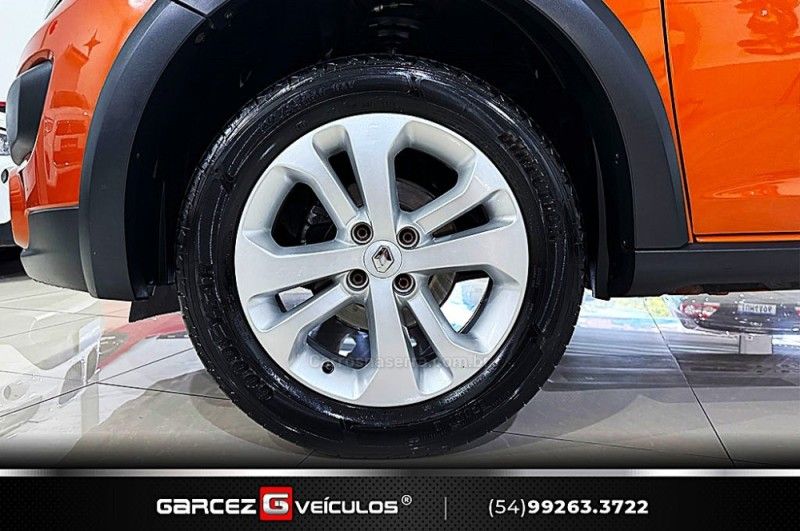 RENAULT SANDERO 1.6 STEPWAY 8V 2015/2016 GARCEZ VEÍCULOS BENTO GONÇALVES / Carros no Vale RENAULT SANDERO 1.6 STEPWAY 8V 2015/2016 GARCEZ VEÍCULOS BENTO GONÇALVES / Carros no Vale