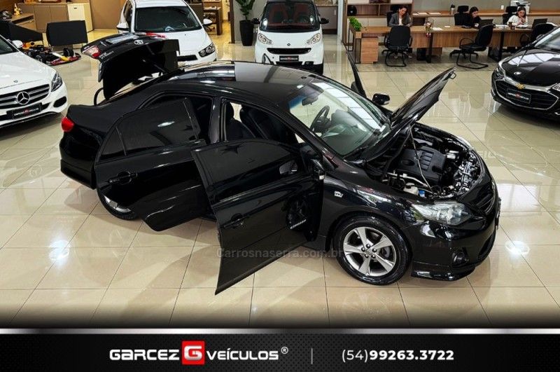 TOYOTA COROLLA 2.0 XRS 16V 2013/2014 GARCEZ VEÍCULOS BENTO GONÇALVES / Carros no Vale TOYOTA COROLLA 2.0 XRS 16V 2013/2014 GARCEZ VEÍCULOS BENTO GONÇALVES / Carros no Vale