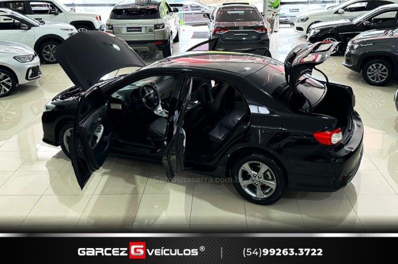 TOYOTA COROLLA 2.0 XRS 16V 2013/2014 GARCEZ VEÍCULOS BENTO GONÇALVES / Carros no Vale TOYOTA COROLLA 2.0 XRS 16V 2013/2014 GARCEZ VEÍCULOS BENTO GONÇALVES / Carros no Vale