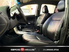 TOYOTA COROLLA 2.0 XRS 16V 2013/2014 GARCEZ VEÍCULOS BENTO GONÇALVES / Carros no Vale