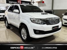 TOYOTA HILUX SW4 3.0 SRV 4X4 16V TURBO INTERCOOLER 2013/2013 GARCEZ VEÍCULOS BENTO GONÇALVES / Carros no Vale