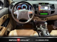 TOYOTA HILUX SW4 3.0 SRV 4X4 16V TURBO INTERCOOLER 2013/2013 GARCEZ VEÍCULOS BENTO GONÇALVES / Carros no Vale