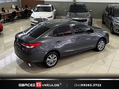 TOYOTA YARIS 1.5 16V SEDAN XL PLUS TECH MULTIDRIVE3 2021/2022 GARCEZ VEÍCULOS BENTO GONÇALVES / Carros no Vale