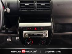 VOLKSWAGEN CROSSFOX 1.6 MI 8V 2005/2006 GARCEZ VEÍCULOS BENTO GONÇALVES / Carros no Vale