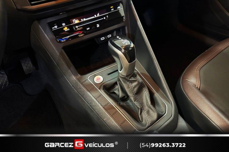 VOLKSWAGEN VIRTUS 1.0 200 TSI HIGHLINE 2023/2023 GARCEZ VEÍCULOS BENTO GONÇALVES / Carros no Vale