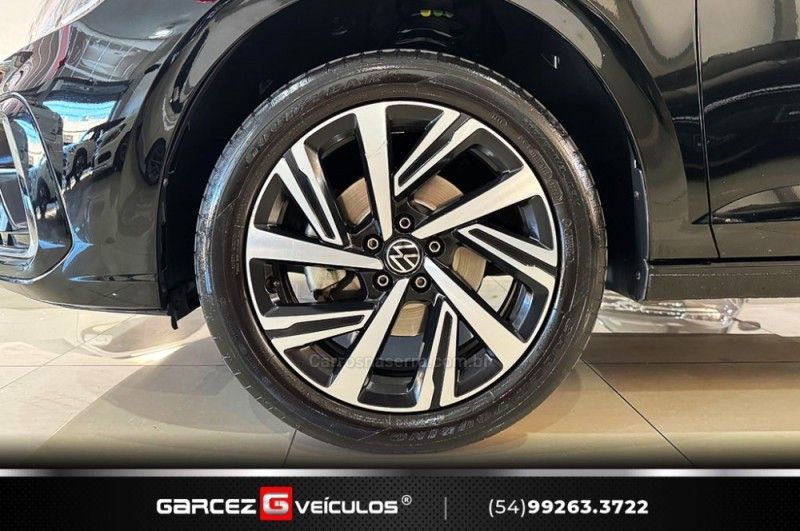 VOLKSWAGEN VIRTUS 1.0 200 TSI HIGHLINE 2023/2023 GARCEZ VEÍCULOS BENTO GONÇALVES / Carros no Vale