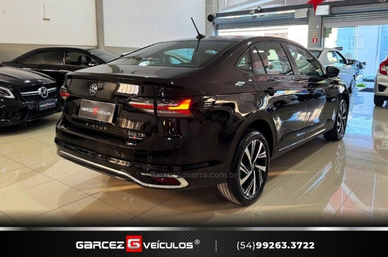 VOLKSWAGEN VIRTUS 1.0 200 TSI HIGHLINE 2023/2023 GARCEZ VEÍCULOS BENTO GONÇALVES / Carros no Vale