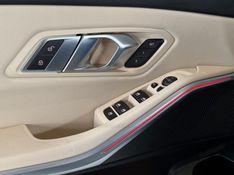 BMW 320I 2.0 16V TURBO ACTIVE 2020/2020 GRIFFCAR MULTIMARCAS DOIS IRMÃOS / Carros no Vale