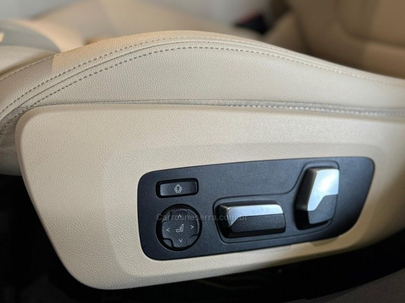 BMW 320I 2.0 16V TURBO ACTIVE 2020/2020 GRIFFCAR MULTIMARCAS DOIS IRMÃOS / Carros no Vale BMW 320I 2.0 16V TURBO ACTIVE 2020/2020 GRIFFCAR MULTIMARCAS DOIS IRMÃOS / Carros no Vale