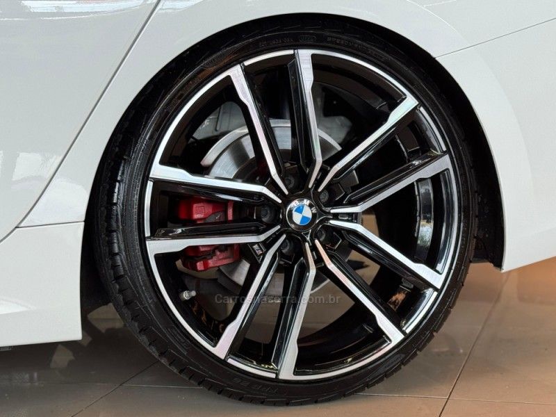 BMW 320I 2.0 16V TURBO ACTIVE 2020/2020 GRIFFCAR MULTIMARCAS DOIS IRMÃOS / Carros no Vale BMW 320I 2.0 16V TURBO ACTIVE 2020/2020 GRIFFCAR MULTIMARCAS DOIS IRMÃOS / Carros no Vale