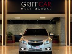 CHEVROLET CRUZE 1.8 LT 16V 2013/2014 GRIFFCAR MULTIMARCAS DOIS IRMÃOS / Carros no Vale