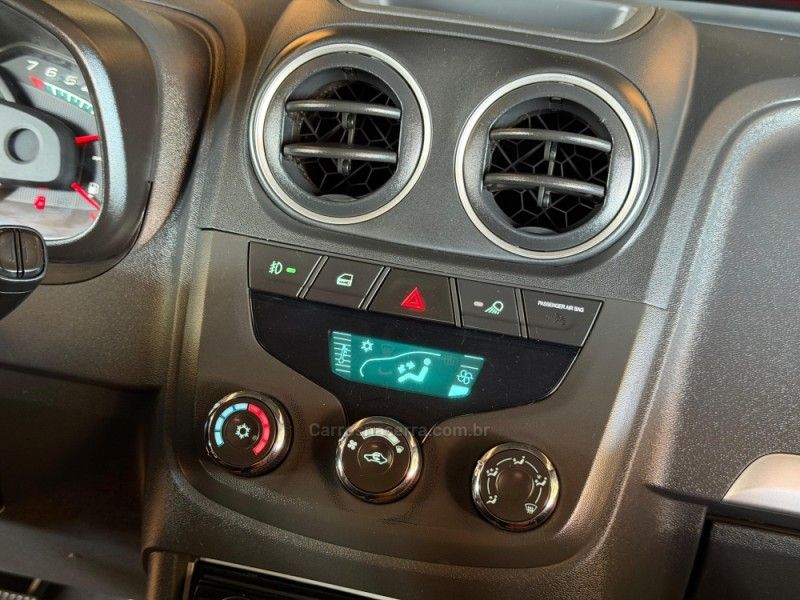 CHEVROLET MONTANA 1.4 MPFI LS CS 8V 2014/2014 GRIFFCAR MULTIMARCAS DOIS IRMÃOS / Carros no Vale