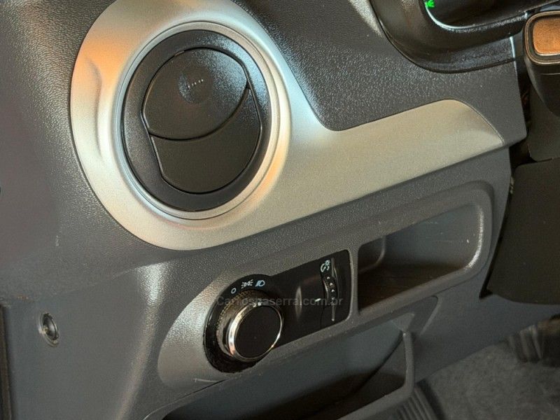 CHEVROLET MONTANA 1.4 MPFI LS CS 8V 2014/2014 GRIFFCAR MULTIMARCAS DOIS IRMÃOS / Carros no Vale