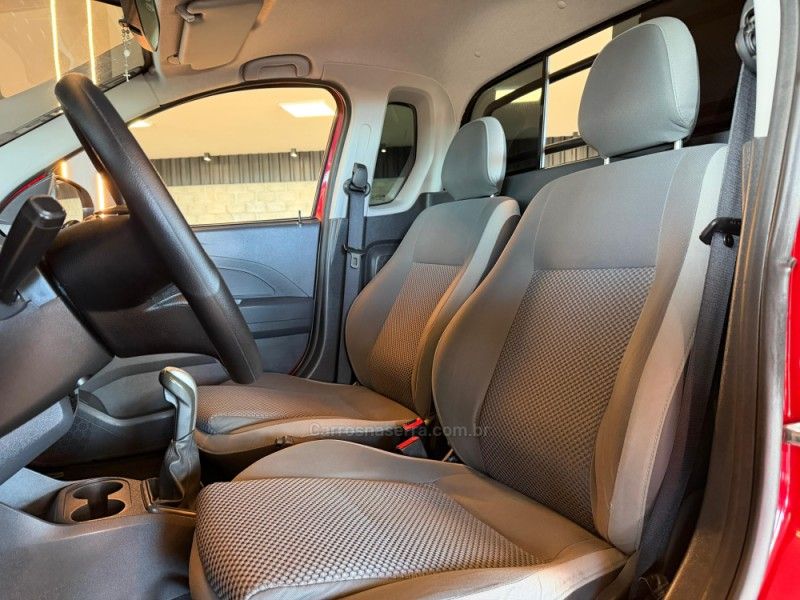 CHEVROLET MONTANA 1.4 MPFI LS CS 8V 2014/2014 GRIFFCAR MULTIMARCAS DOIS IRMÃOS / Carros no Vale